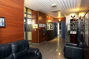 Comfort Suites Cannes Mandelieu Exteriör bild