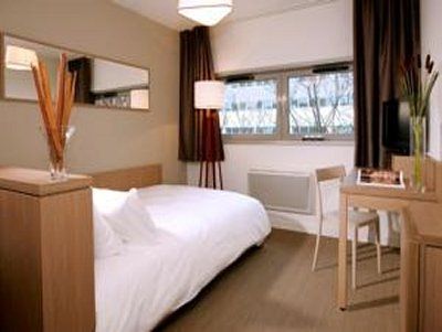 Comfort Suites Cannes Mandelieu Exteriör bild